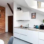 Neo Sky Apartment, Free Parking, 15 Min Walk Old Town&kazimierz - By Homelike