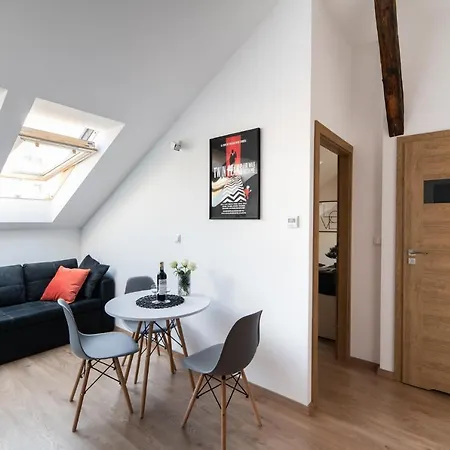 アパート Neo Sky Apartment, Free Parking, 15 Min Walk Old Town&kazimierz - By Homelike