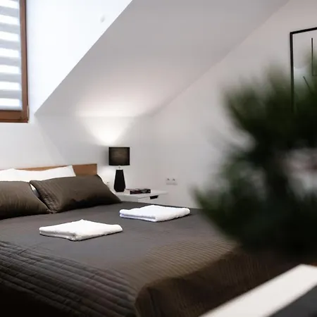 Neo Sky Apartment, Free Parking, 15 Min Walk Old Town&kazimierz - By Homelike Apartament Kraków