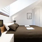 Neo Sky Apartment, Free Parking, 15 Min Walk Old Town&kazimierz - By Homelike
