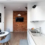 Neo Sky Apartment, Free Parking, 15 Min Walk Old Town&kazimierz - By Homelike